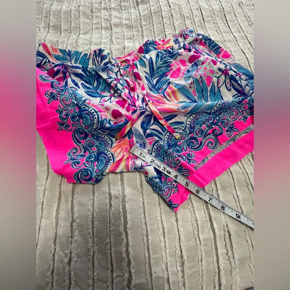Lilly Pulitzer Shorts - Picture 8 of 8